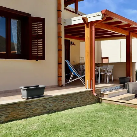 Casa Vincenzo Apartment Castelluzzo Exterior photo