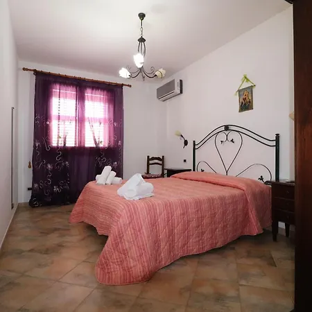 Casa Vincenzo Apartment Castelluzzo Exterior photo